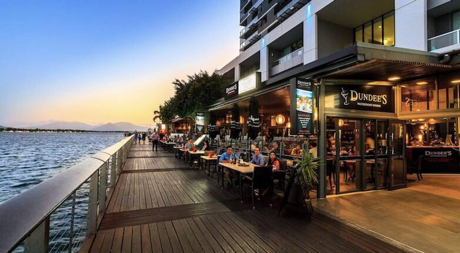 3 Course Dinner at Dundee's on the Waterfront - Fo